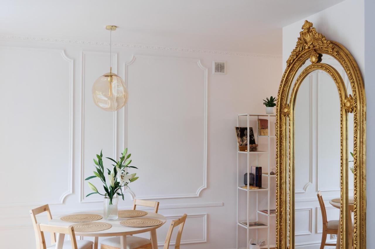 Maison Bruehl - Apartamenty Przy Ogrodzie Saskim Varsovie Extérieur photo